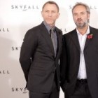 Neal Purvis réécrit James Bond 24 : le tournage est repoussé