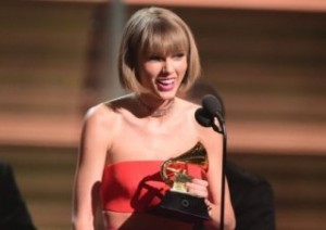 Taylor Swift, un award pour l artiste decerne par l organisation BMI