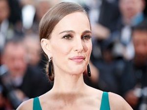 Natalie Portman dans Vox Lux, l actrice remplace Rooney Mara dans le drame