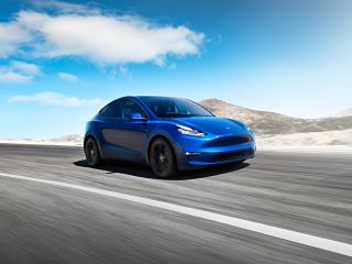 Tesla Model Y, SUV avec conduite autonome du constructeur americain