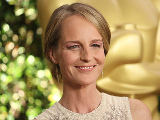 Serie Dingue de toi avec Helen Hunt, l actrice americaine de retour dans la sitcom