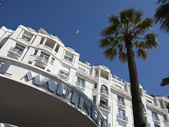 Coronavirus a Cannes, hotels 5 etoiles fermes et salons professionnels annules 