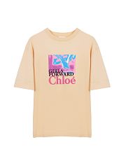 Chloe et UNICEF lancent Girls Forward, une collection capsule pour l egalite des sexes