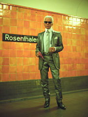 Exposition sur Karl Lagerfeld a Berlin, le couturier allemand a l Hotel de Rome