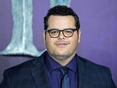 Moonfall, Josh Gad dans le film de Roland Emmerich au cinema