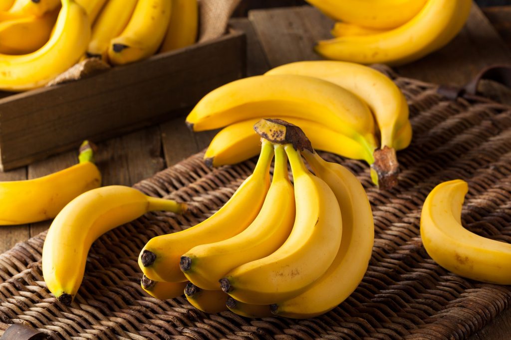 Bananes utilisées dans le textile biodégradable pour alternatives au plastique.